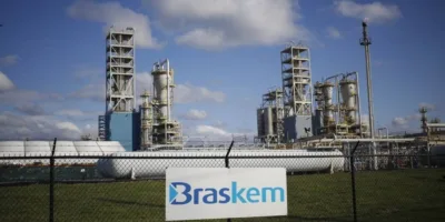 Braskem (BRKM3) tem forte alta na B3 após retomada de venda pela Odebrecht
