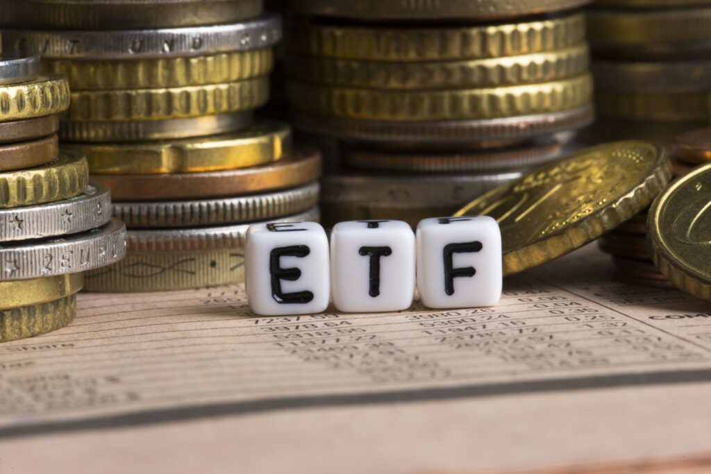 Quais as vantagens de investir em ETFs de Renda Fixa? 
