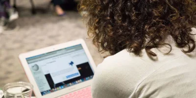 Ser Educacional (SEER3) aprova emissão de R$ 200 milhões em debêntures