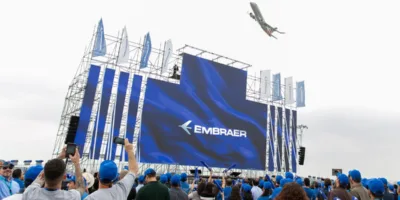 Embraer (EMBR3) assina contratos com a American Airlines (AALL34) e a Binter para venda de aeronaves