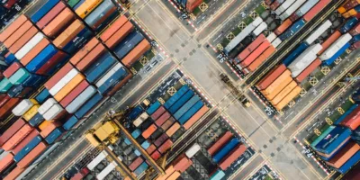 Santos Brasil (STBP3): lucro sobe 66% no 4T23, para R$ 225 mi