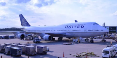 United Airlines (U1AL34) tem prejuízo e queda de receita no 1T21
