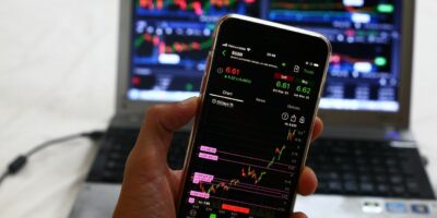 Small Caps: XP inclui C&A (CEAB3) e mais duas empresas na carteira de abril; veja recomendações
