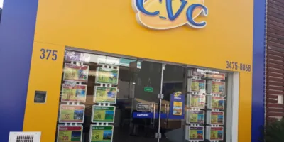 Ações da CVC (CVCB3) despencam 14% após resultados: o que está acontecendo?