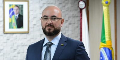 Banco do Nordeste (BNBR3) quer desinchar Estado e prega transparência, diz CEO
