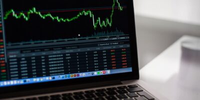 Ibovespa cai 2,34% e devolve ganhos das últimas 5 sessões; Banco Inter (BIDI11) lidera quedas