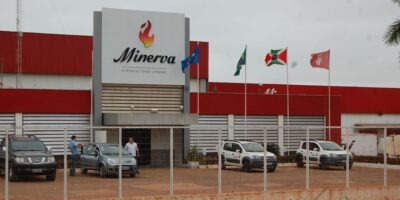 Minerva (BEEF3) anuncia aumento de capital de R$ 2 bilhões; XP faz alerta