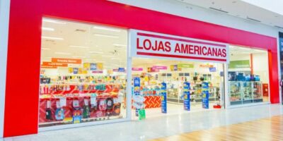 Ações da Americanas (AMER3) despencam após prejuízo de R$ 586 milhões no 4T24