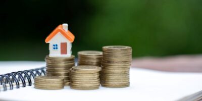 8 fundos imobiliários pagarão rendimentos nesta sexta-feira: MORE11, PQDP11 e mais