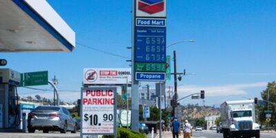 Chevron (CHVX34) adquire concorrente Hess por R$ 266 bilhões