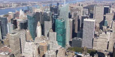 Fundos imobiliários têm dia de queda na abertura do mês; URPR11 lidera altas do dia