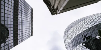 CPTS11 anuncia dividendos e fecha estável; IFIX supera máxima histórica