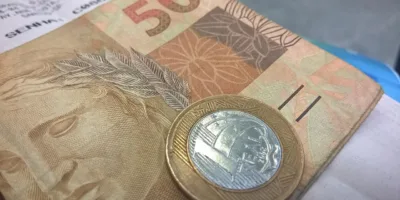 Bradesco (BBDC4) e Itaú Unibanco (ITUB4) pagam dividendos nesta segunda