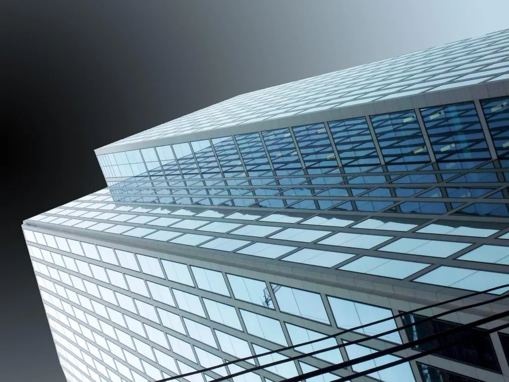 IFIX sobe 11% e rali destaca força dos juros domésticos