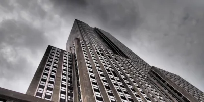 XPSF11 mantém estratégia e negocia com P/VP de 0,81 em dezembro