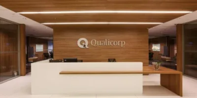 Qualicorp (QUAL3) lidera quedas do Ibovespa após prejuízo no 4T25