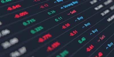 Ibovespa desaba com Petrobras (PETR4), bancos e cautela global antes do payroll nos EUA