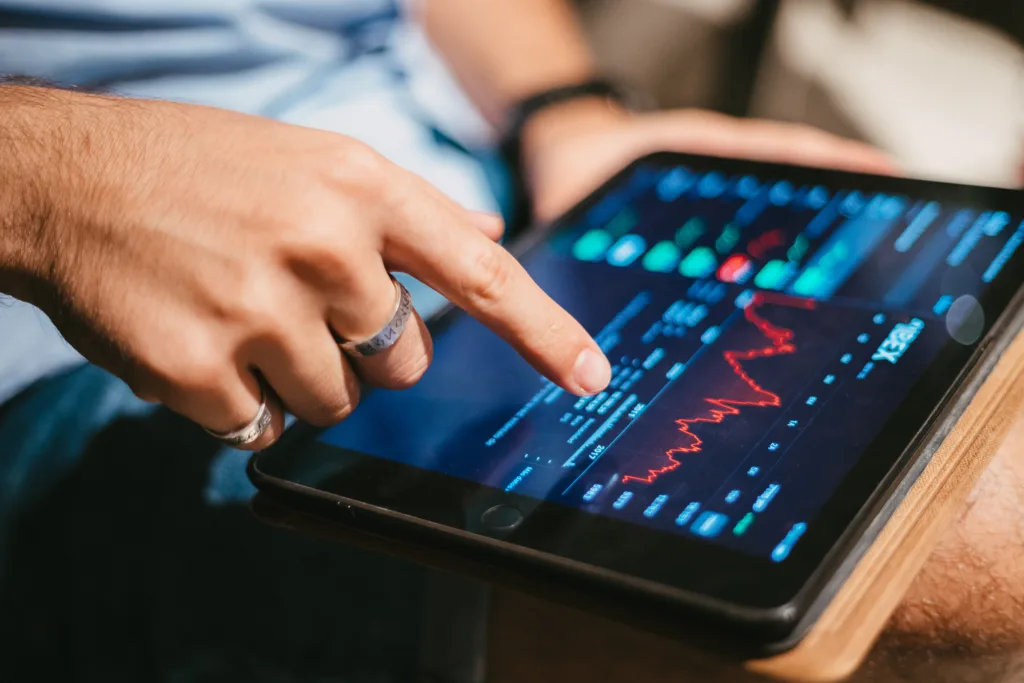 Dois ETFs, uma mesma missão: como o prazo dos títulos muda tudo na hora de bater a inflação