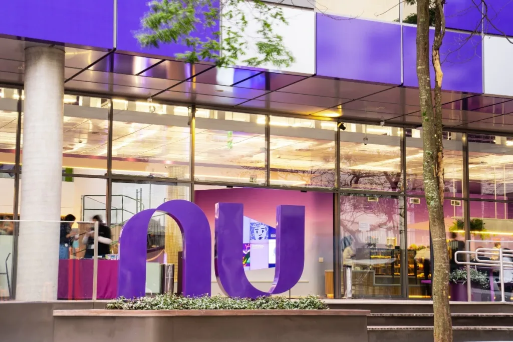 Nubank (ROXO34) aprova recompra de ações de até US$ 1 bilhão