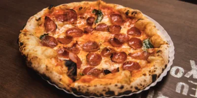 Pizza Hut é vendida por US$ 2,7 bilhões; veja detalhes da operação