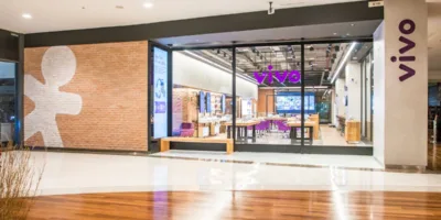 Telefônica (VIVT3) derrete mais de 6% após resultado do 2T26; entenda