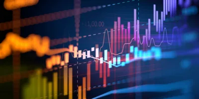 Ibovespa dispara 1,42% com ‘trade eleitoral’ e bancos; Vale (VALE3) recua