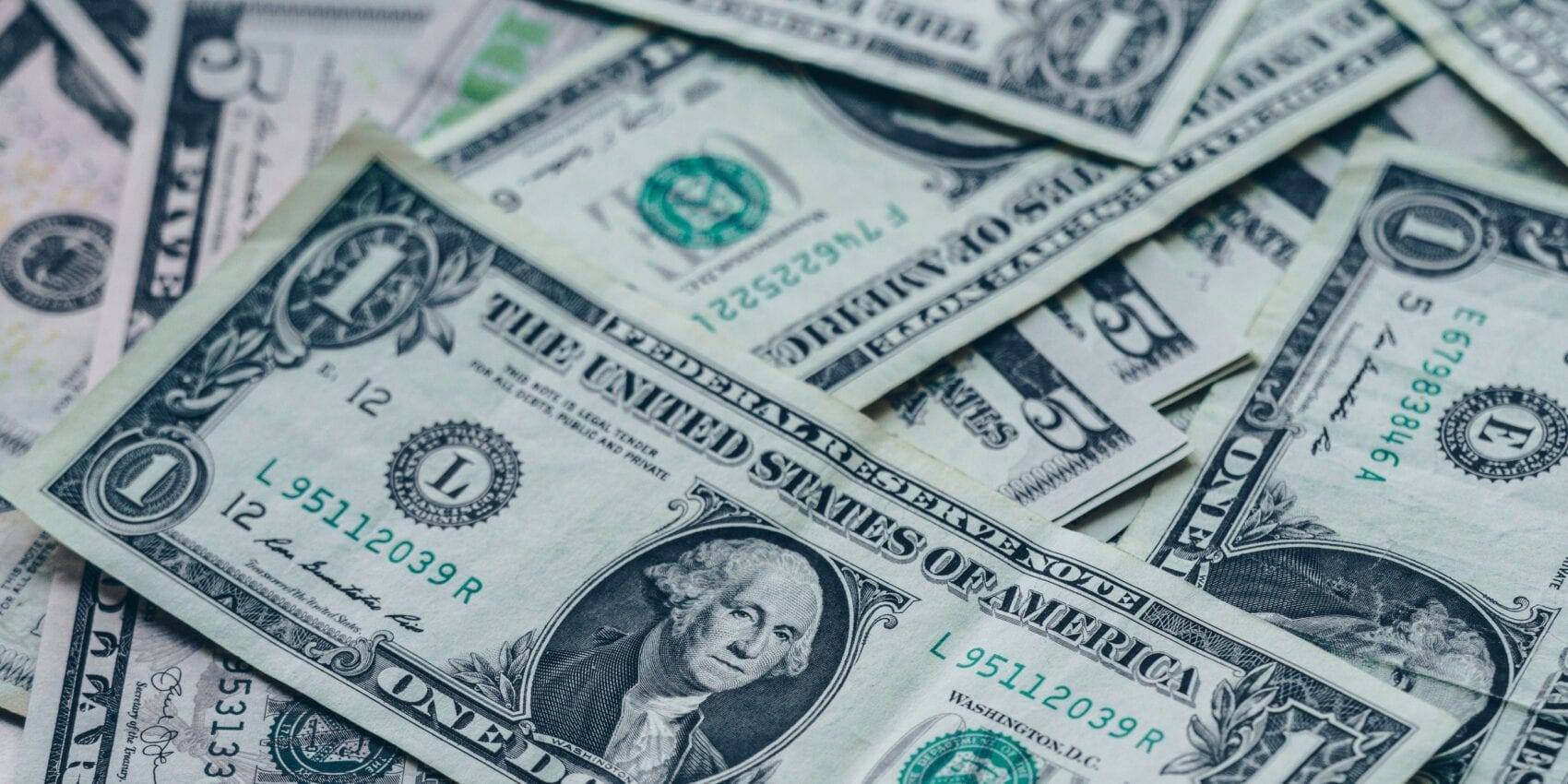 Bonds: entenda o que são os títulos de renda fixa no exterior