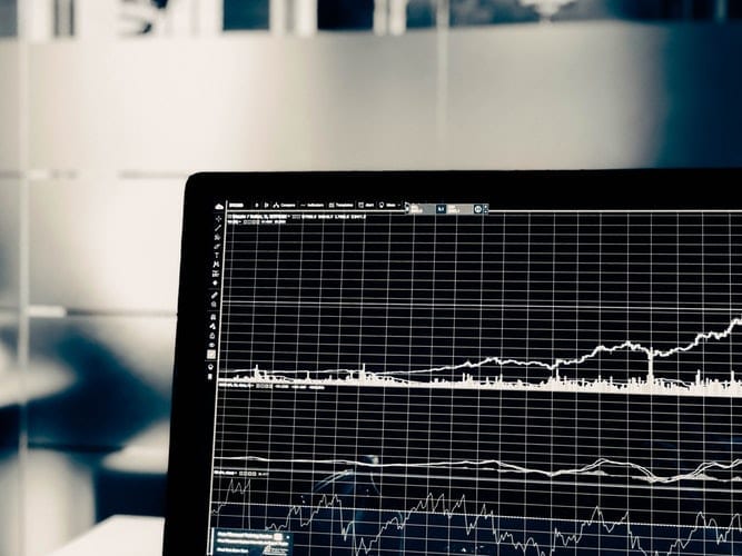 Mercado fracionário: entenda como comprar menos de um lote de ações
