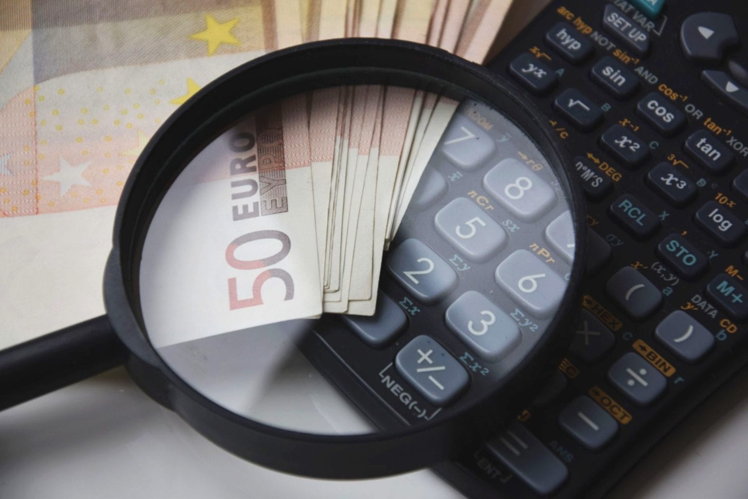 Carnê-leão é obrigatório para quem tem ações da bolsa de valores