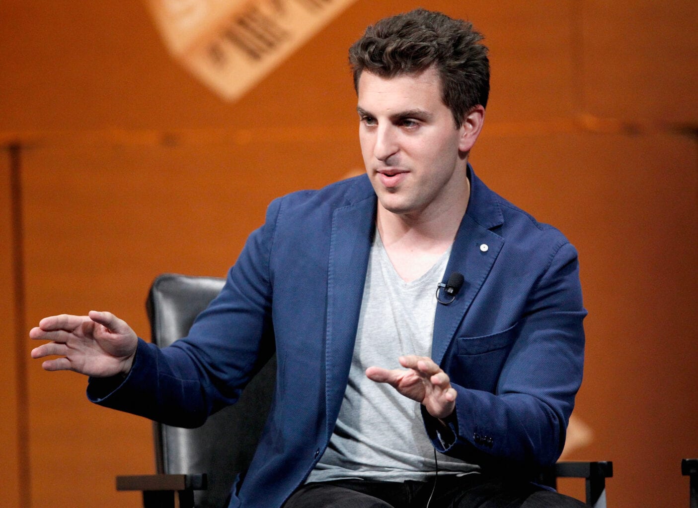 Brian Chesky saiba mais sobre um dos fundadores do Airbnb