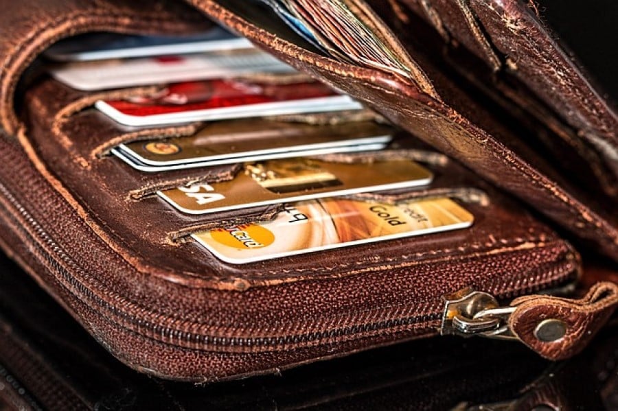 Anuidade do cartão de crédito: como funciona e dicas para negociar