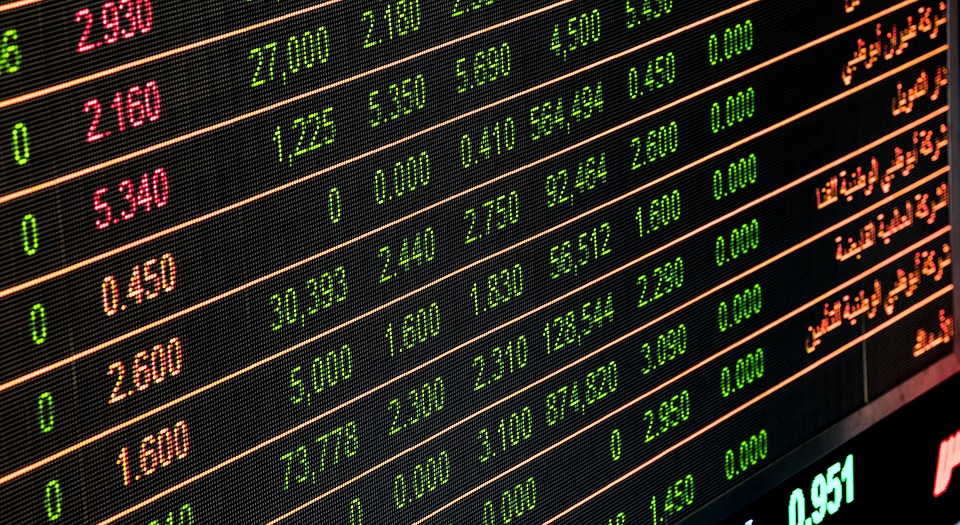 Qual a diferença entre CDB e RDB? Qual o melhor para investir?
