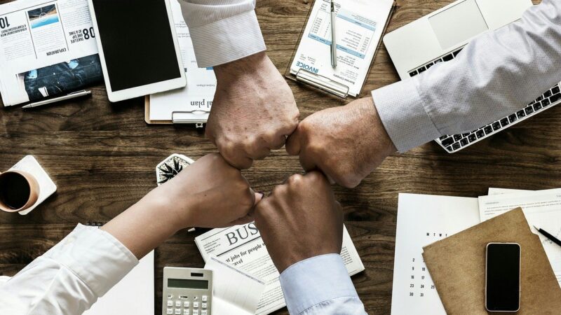 Como trabalhar no mercado financeiro? Veja como atuar nessa área