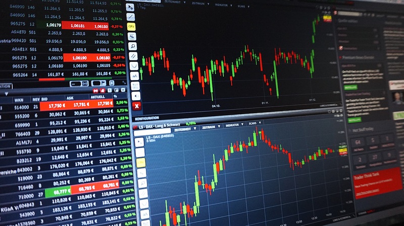 Morning Call: Dólar, Braskem (BRKM5), STF e Lula, IPC (zona do euro) e Licenças de construção (EUA)