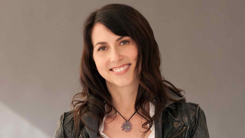 Mackenzie Bezos