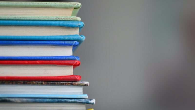 Livros que te ajudarão a investir melhor